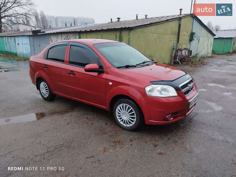 Седан Chevrolet Aveo 2006 в Киеве