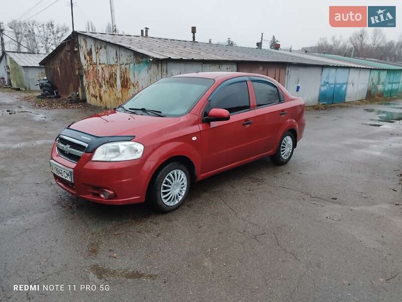 Седан Chevrolet Aveo 2006 в Киеве