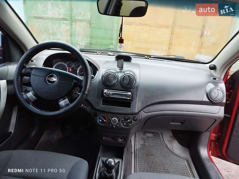 Седан Chevrolet Aveo 2006 в Киеве