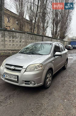 Седан Chevrolet Aveo 2011 в Києві