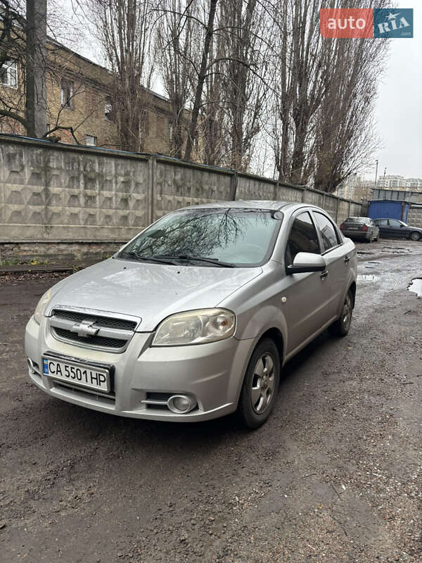 Chevrolet Aveo 2011