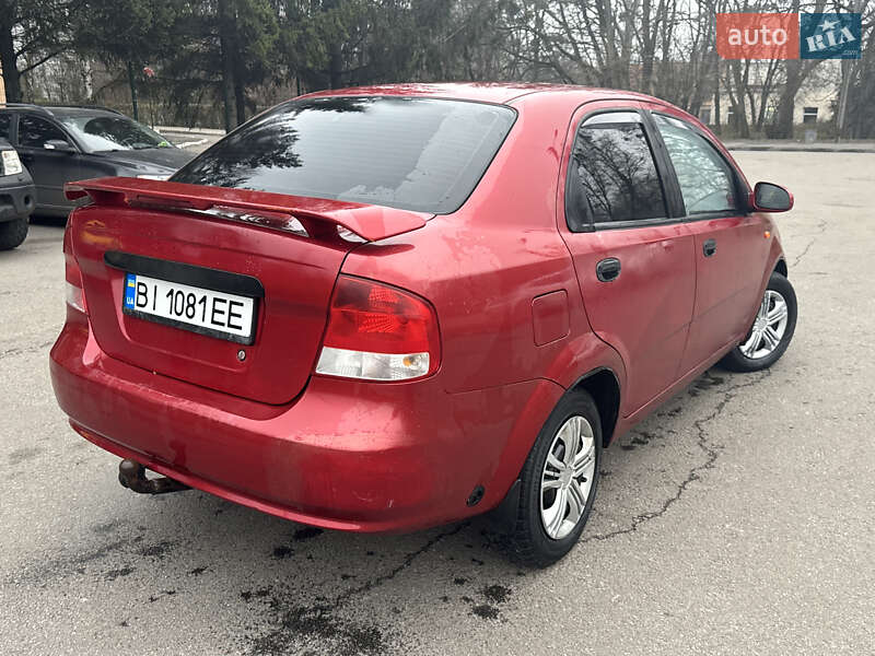 Седан Chevrolet Aveo 2005 в Полтаві