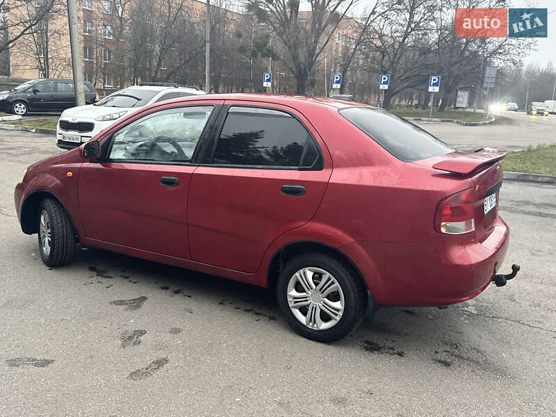 Седан Chevrolet Aveo 2005 в Полтаві