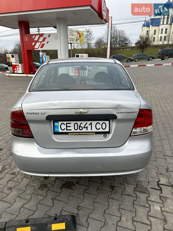 Седан Chevrolet Aveo 2006 в Чернівцях
