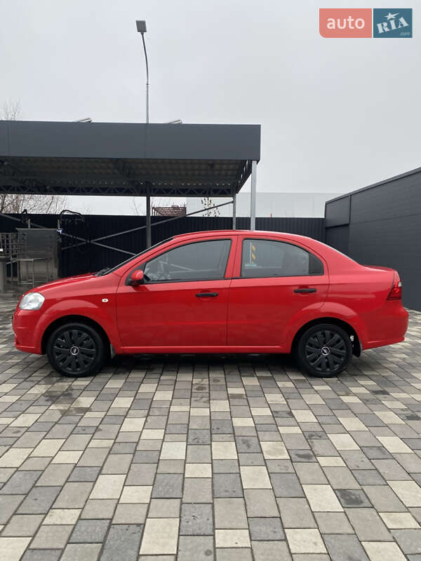 Седан Chevrolet Aveo 2007 в Полтаві