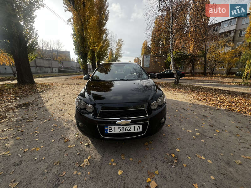 Седан Chevrolet Aveo 2014 в Кременчуге