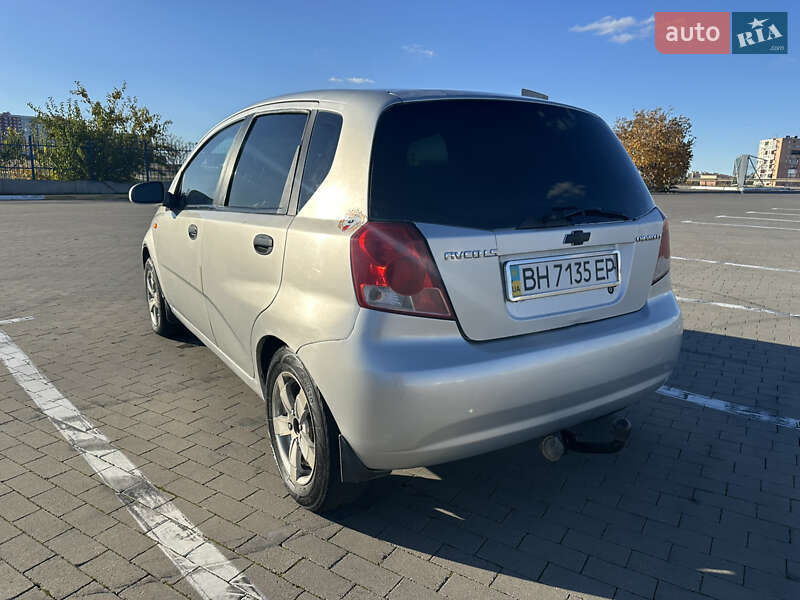 Хэтчбек Chevrolet Aveo 2005 в Одессе фото 6 Хэтчбек Chevrolet Aveo 2005 в Одессе