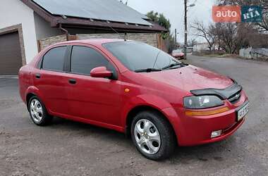 Седан Chevrolet Aveo 2005 в Харькове
