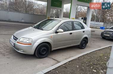 Седан Chevrolet Aveo 2005 в Дніпрі
