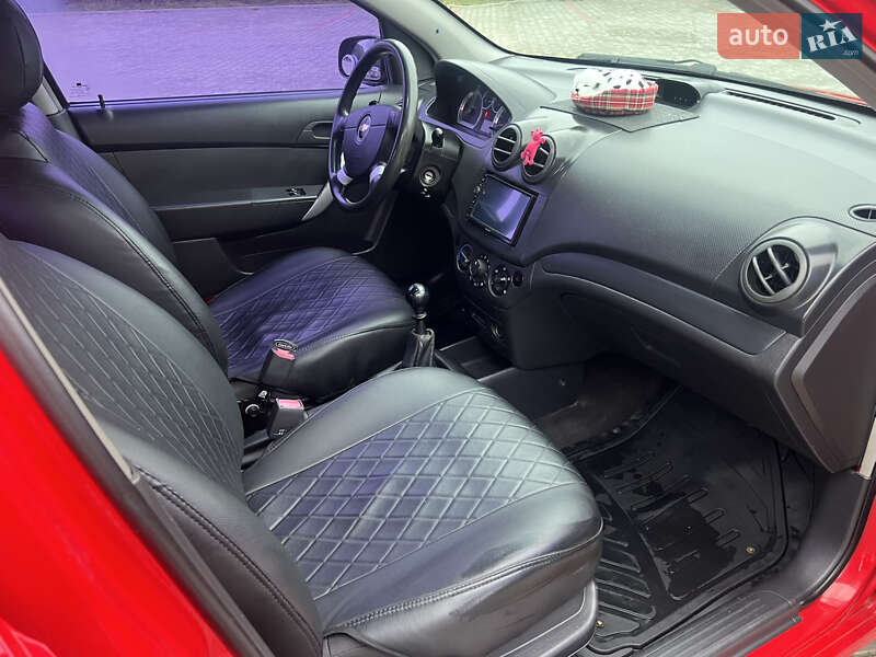 Седан Chevrolet Aveo 2007 в Полтаві