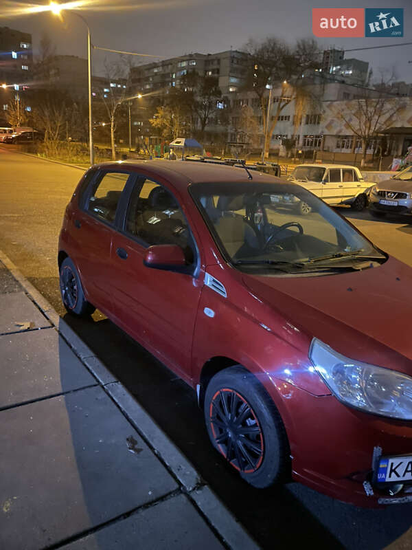 Хэтчбек Chevrolet Aveo 2010 в Киеве фото 3 Хэтчбек Chevrolet Aveo 2010 в Киеве