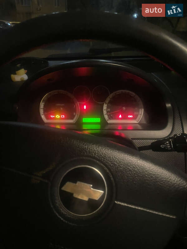 Хэтчбек Chevrolet Aveo 2010 в Киеве фото 9 Хэтчбек Chevrolet Aveo 2010 в Киеве