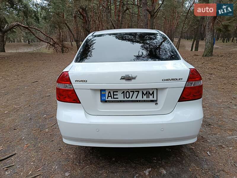 Седан Chevrolet Aveo 2007 в Дніпрі