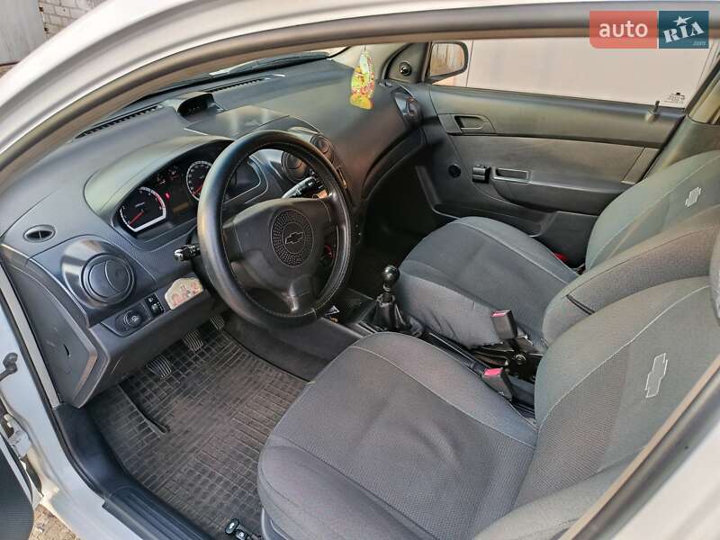 Седан Chevrolet Aveo 2007 в Дніпрі
