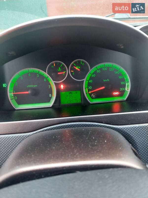 Седан Chevrolet Aveo 2007 в Миронівці