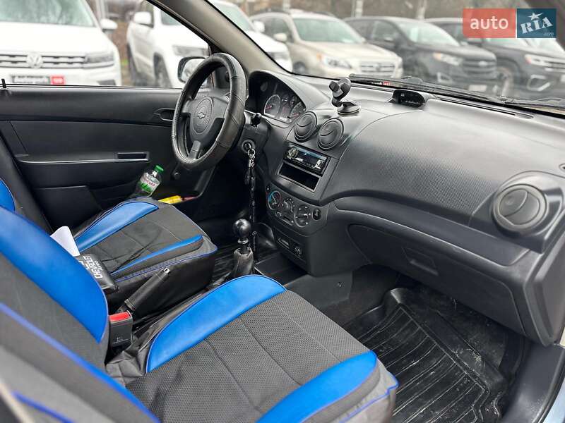 Седан Chevrolet Aveo 2011 в Вінниці