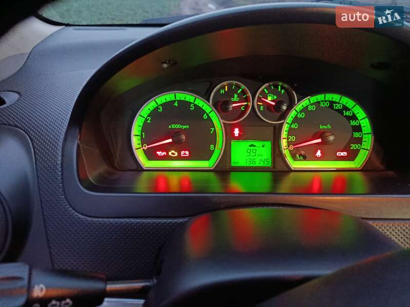 Седан Chevrolet Aveo 2010 в Корсунь-Шевченківському