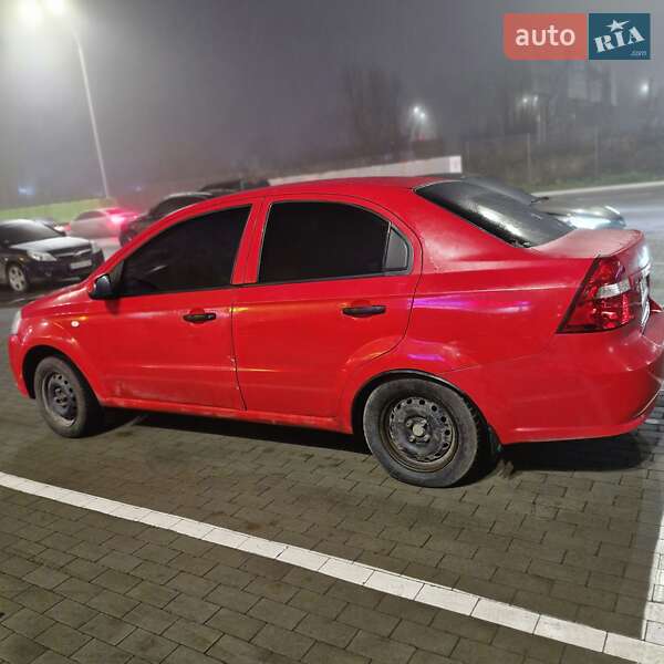 Седан Chevrolet Aveo 2006 в Виннице