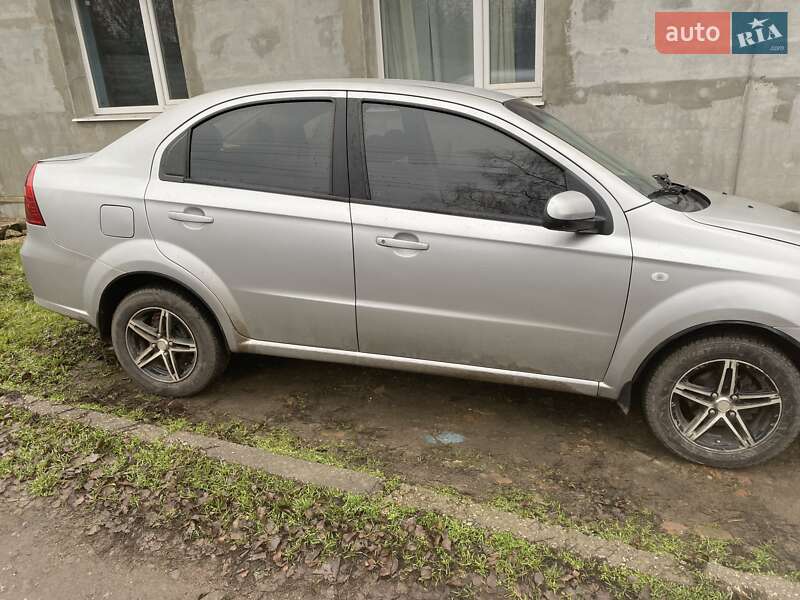 Седан Chevrolet Aveo 2008 в Кропивницком