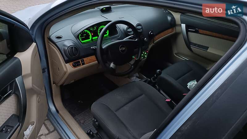 Седан Chevrolet Aveo 2008 в Святопетровское