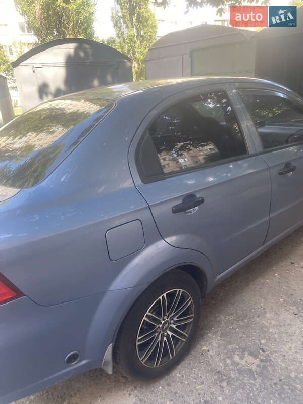 Седан Chevrolet Aveo 2007 в Харькове