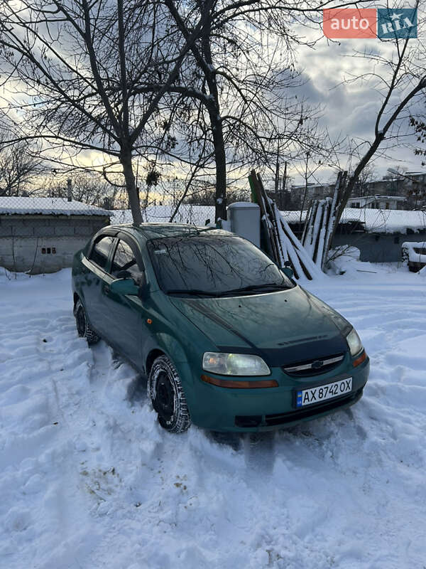 Седан Chevrolet Aveo 2004 в Харкові
