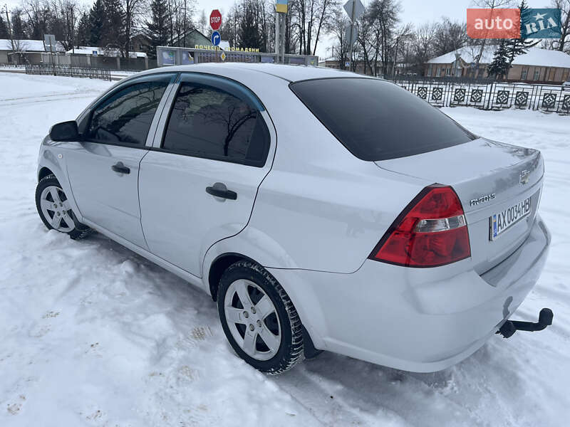 Седан Chevrolet Aveo 2011 в Первомайську