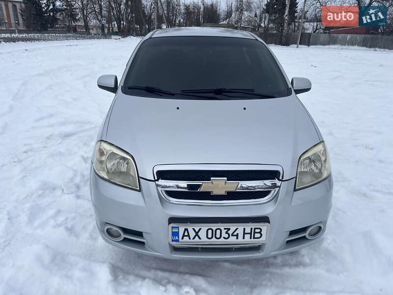Седан Chevrolet Aveo 2011 в Первомайську
