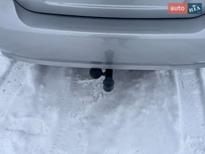 Седан Chevrolet Aveo 2011 в Первомайську