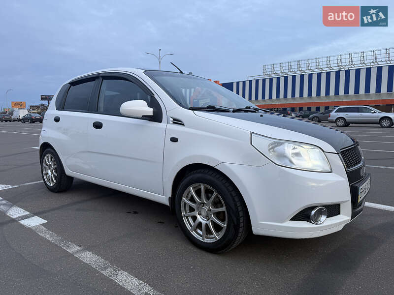 Хэтчбек Chevrolet Aveo 2008 в Одессе фото 8 Хэтчбек Chevrolet Aveo 2008 в Одессе