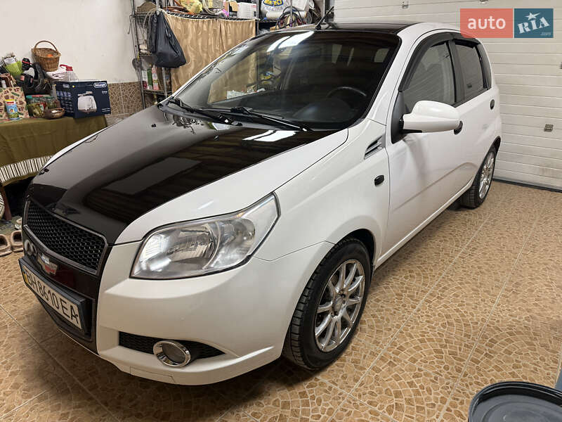 Хэтчбек Chevrolet Aveo 2008 в Одессе фото 11 Хэтчбек Chevrolet Aveo 2008 в Одессе