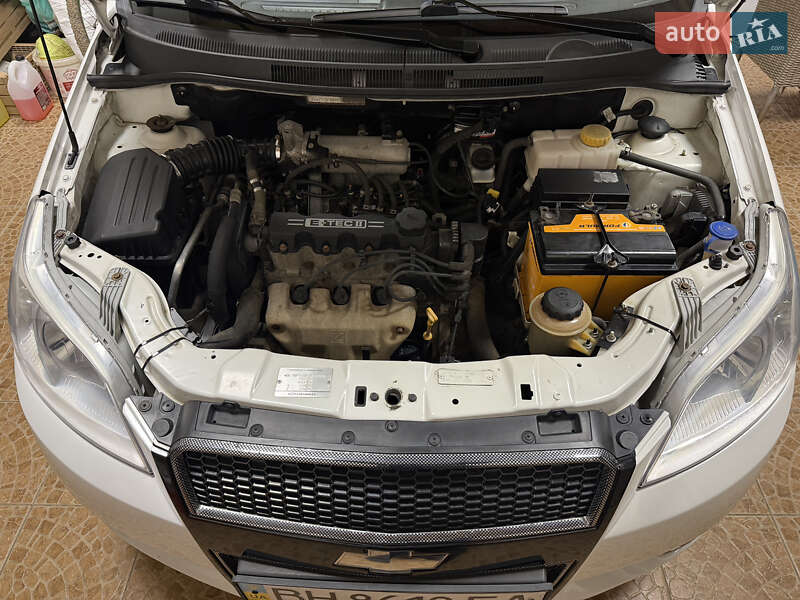 Хэтчбек Chevrolet Aveo 2008 в Одессе фото 13 Хэтчбек Chevrolet Aveo 2008 в Одессе