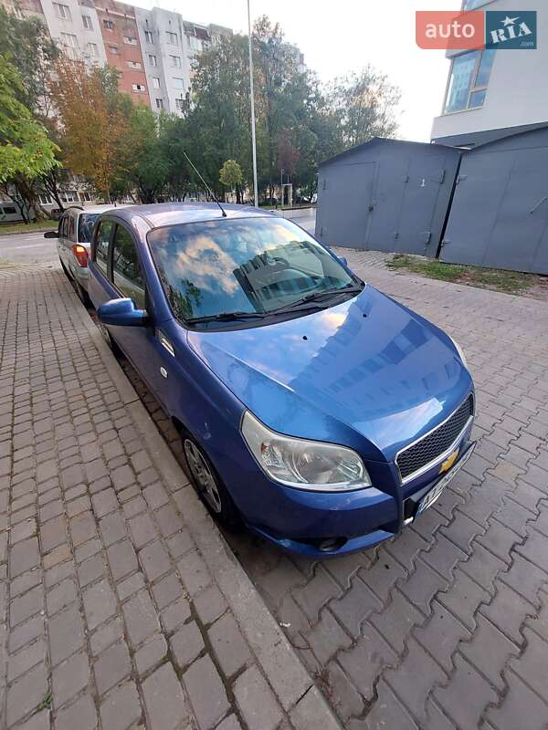 Хэтчбек Chevrolet Aveo 2009 в Ивано-Франковске