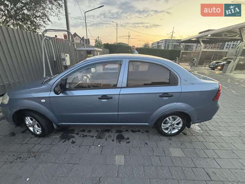 Седан Chevrolet Aveo 2007 в Ужгороді