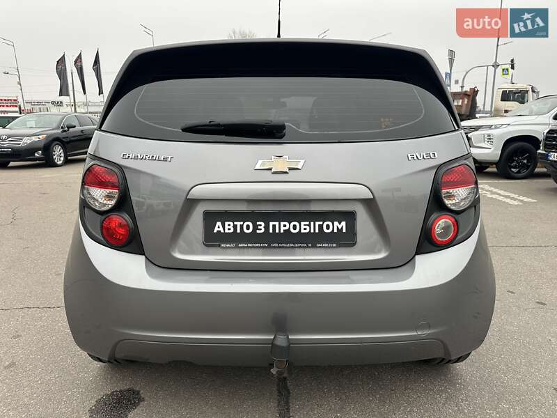 Хэтчбек Chevrolet Aveo 2012 в Киеве