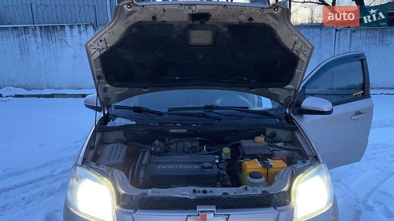 Седан Chevrolet Aveo 2008 в Киеве фото 31 Седан Chevrolet Aveo 2008 в Киеве