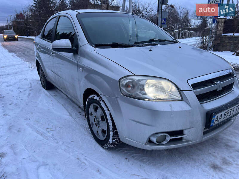 Седан Chevrolet Aveo 2008 в Києві