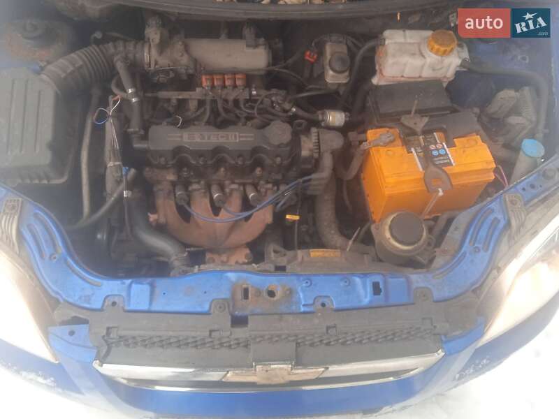 Седан Chevrolet Aveo 2008 в Києві