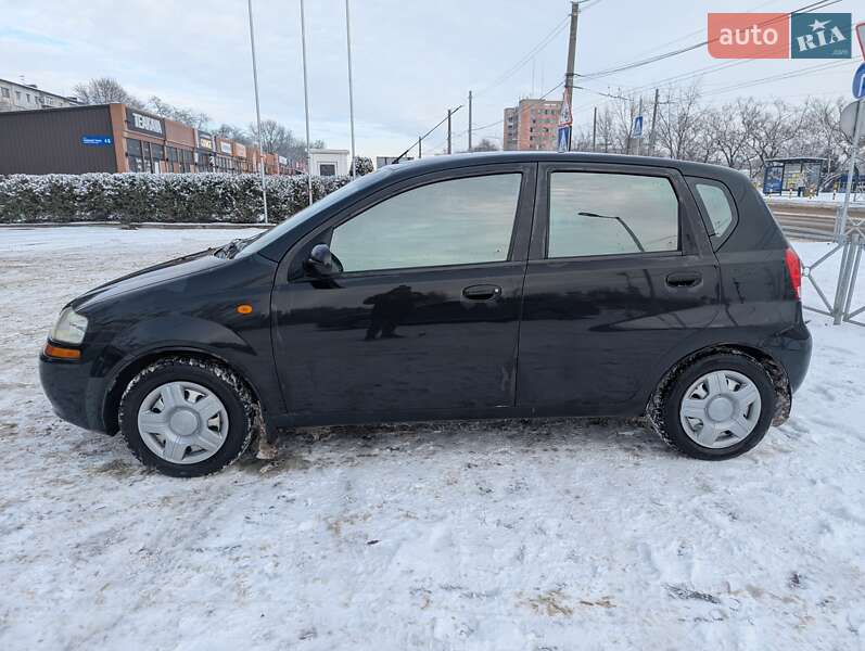 Хэтчбек Chevrolet Aveo 2004 в Кропивницком фото 4 Хэтчбек Chevrolet Aveo 2004 в Кропивницком
