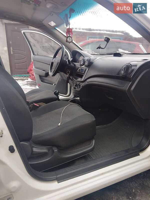 Седан Chevrolet Aveo 2008 в Казатине фото 4 Седан Chevrolet Aveo 2008 в Казатине