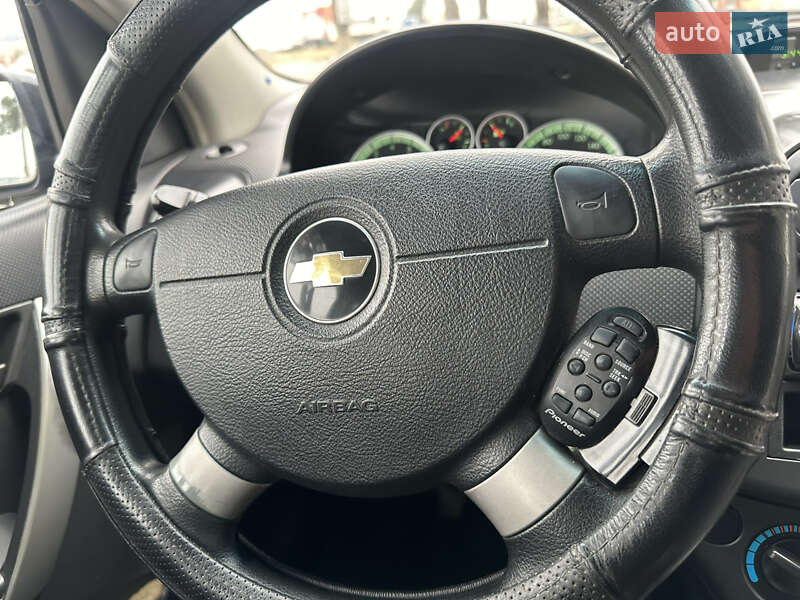 Седан Chevrolet Aveo 2007 в Одессе