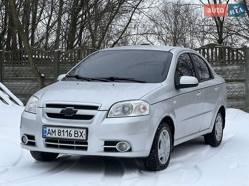 Седан Chevrolet Aveo 2008 в Бердичеві