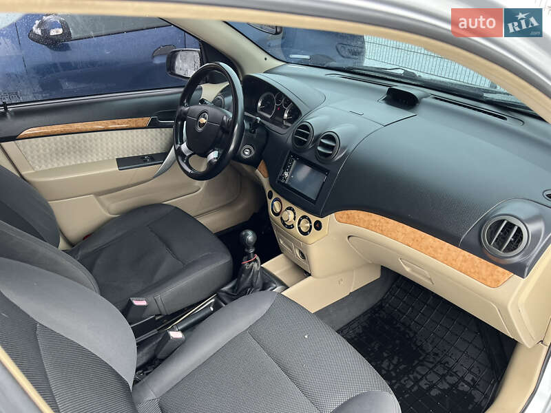 Седан Chevrolet Aveo 2008 в Бердичеві