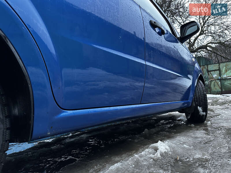 Седан Chevrolet Aveo 2007 в Харькове