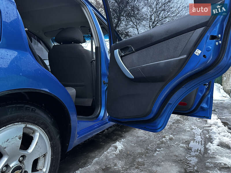 Седан Chevrolet Aveo 2007 в Харькове