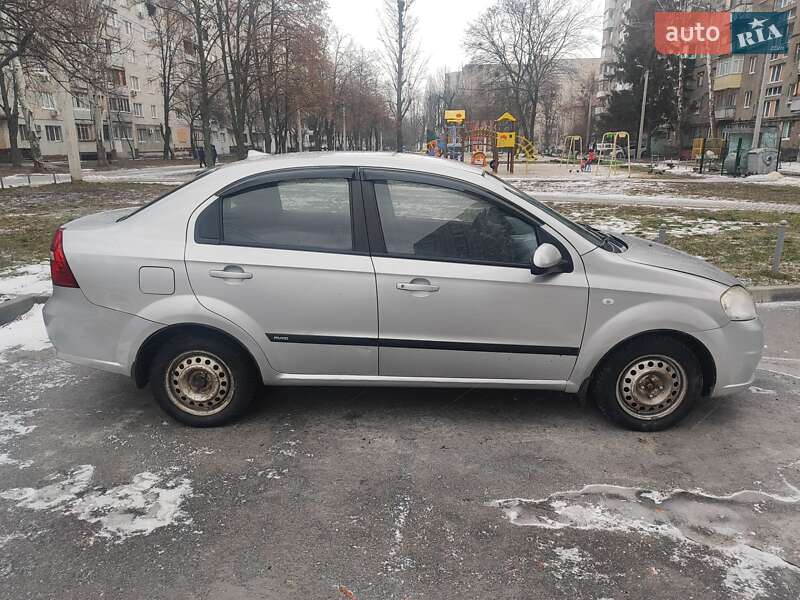 Седан Chevrolet Aveo 2008 в Харькове
