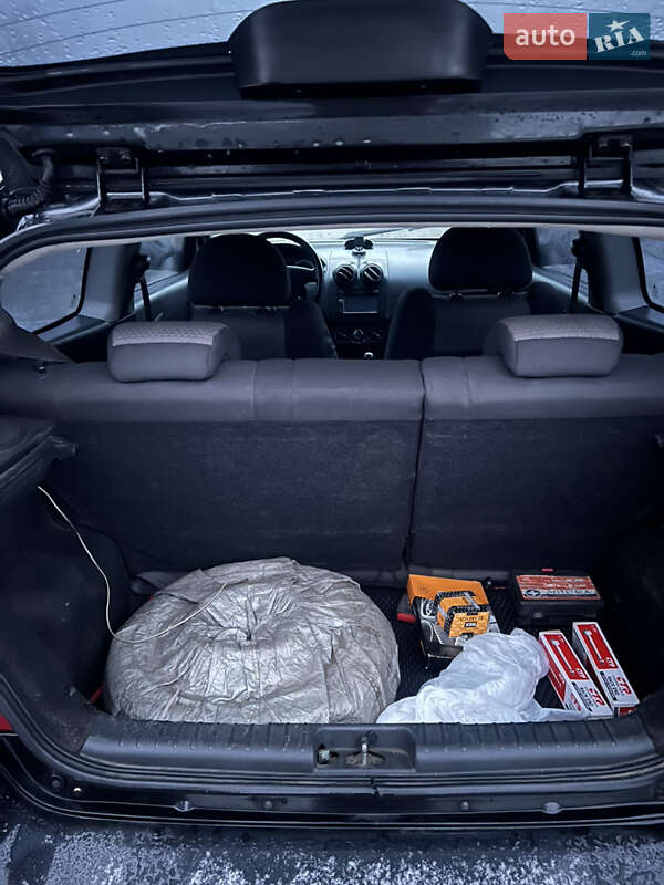 Хэтчбек Chevrolet Aveo 2008 в Новомосковске фото 18 Хэтчбек Chevrolet Aveo 2008 в Новомосковске