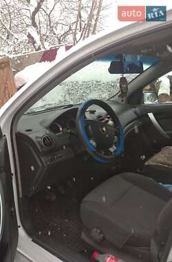 Хетчбек Chevrolet Aveo 2010 в Ужгороді