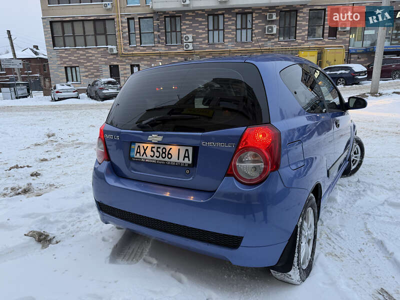 Хэтчбек Chevrolet Aveo 2008 в Харькове