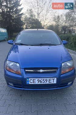 Хэтчбек Chevrolet Aveo 2006 в Черновцах